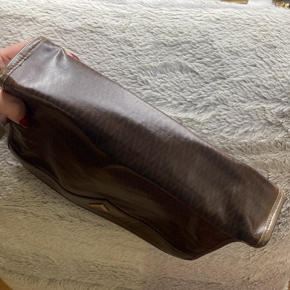 💼 MARIO VALENTINO CLUTCH💼 - Picture 5 of 13